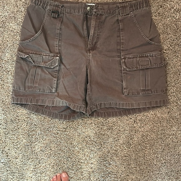 Columbia Other - Vintage Columbia Brown Cargo Shorts with Classic Design